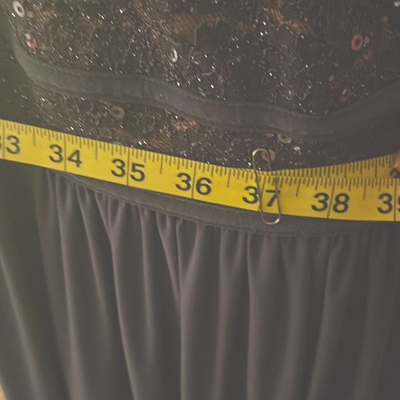 NW Women Dress - Picture 15 of 15